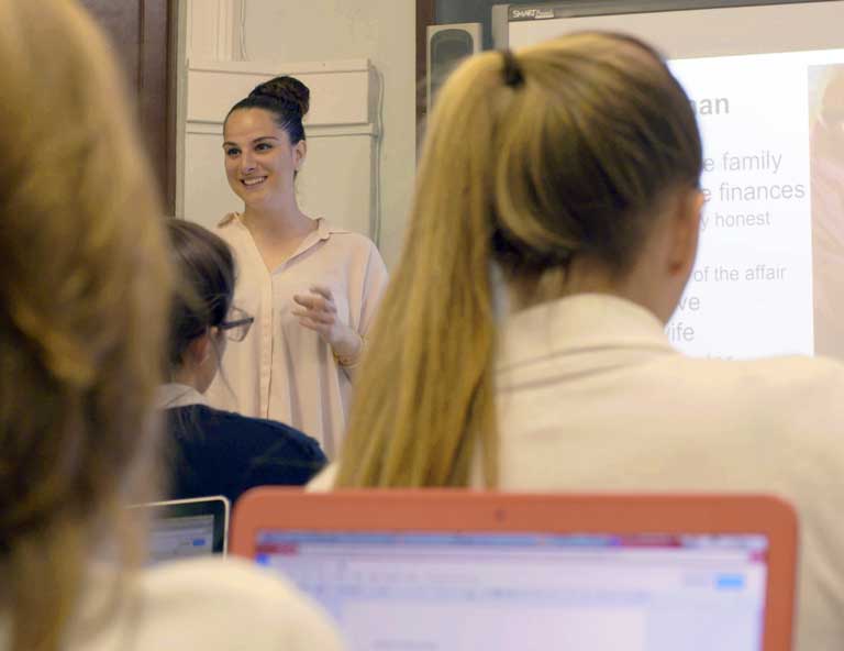 谷歌發布師生交流教育平臺Classroom